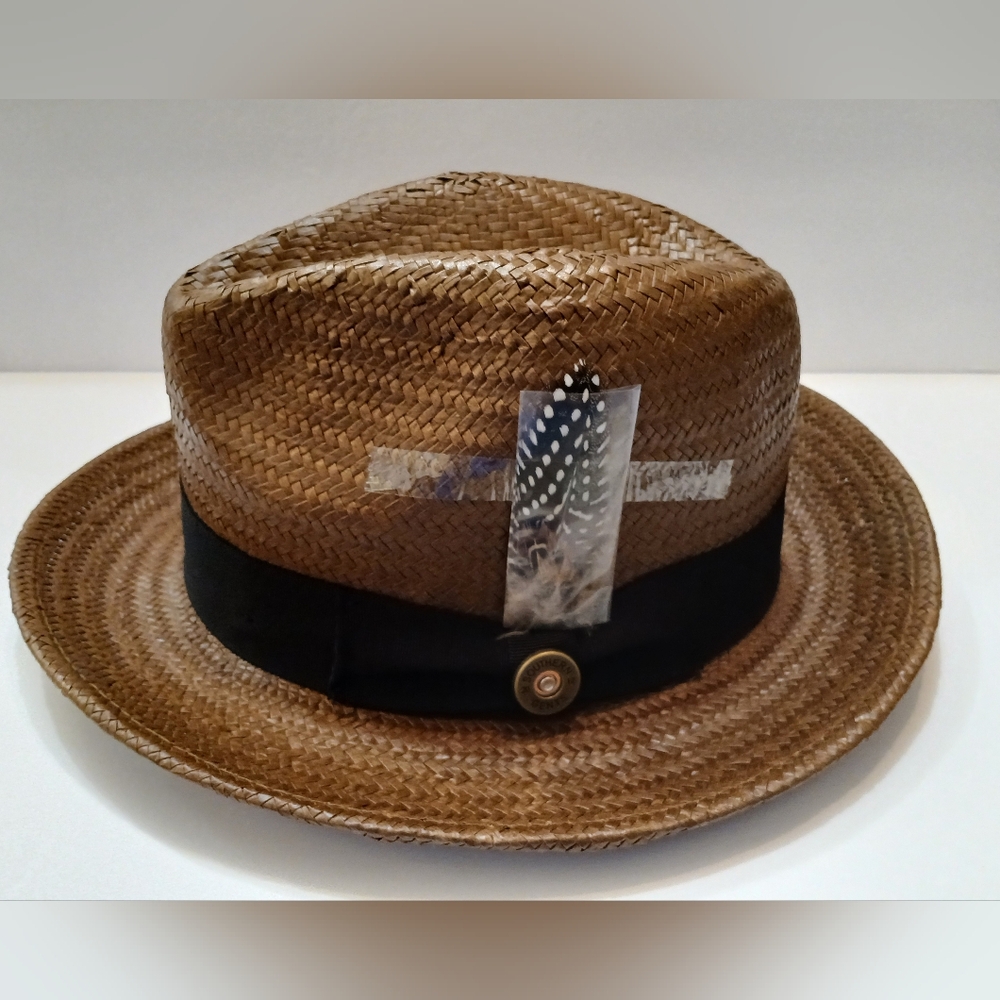 Southern Gents Straw Fedora Hat with Black Band And Feather